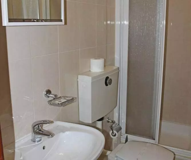 تختخواب و صبحانه Residencia Vale Formoso