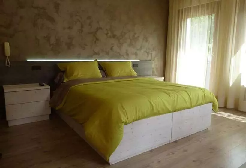 בית מלון כפרי Al Sole