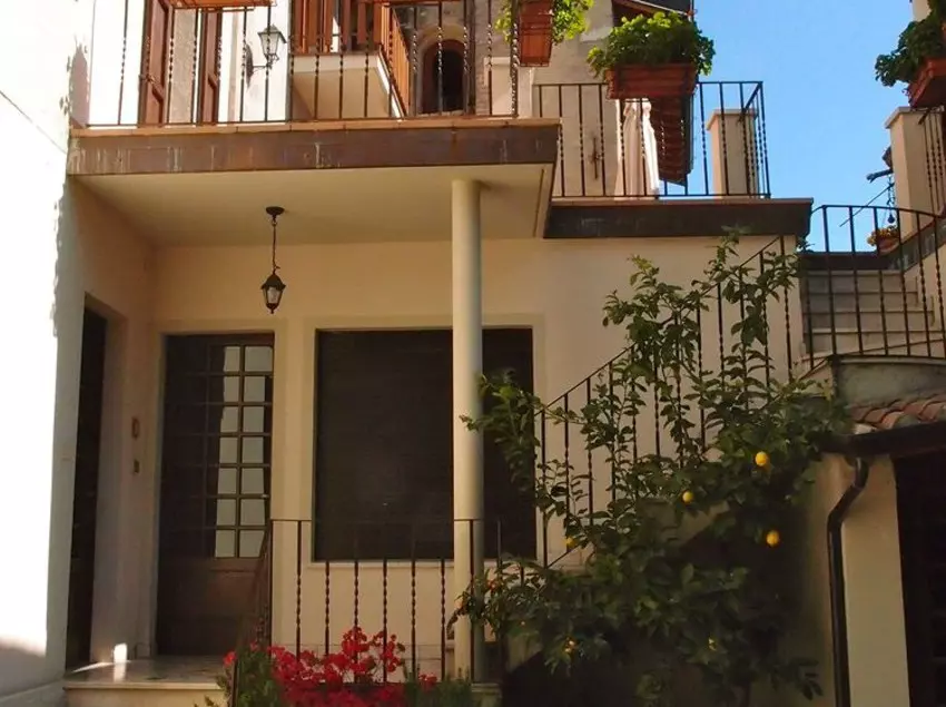 ホテル Albergo Locanda Cavallino