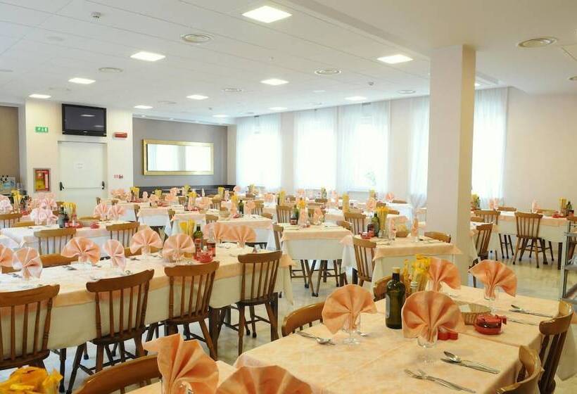 호텔 Albergo Fornaci