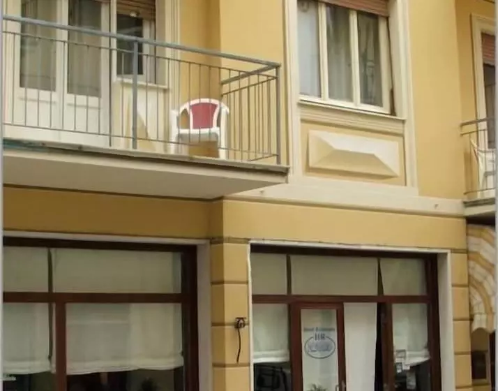 ホテル Albergo Nena