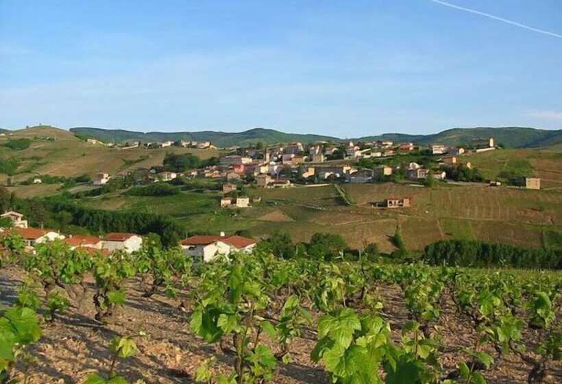 فندق Auberge De Clochemerle, Spa Privatif & Restaurant Gastronomique
