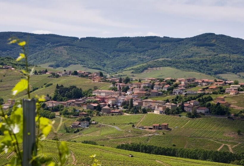 فندق Auberge De Clochemerle, Spa Privatif & Restaurant Gastronomique