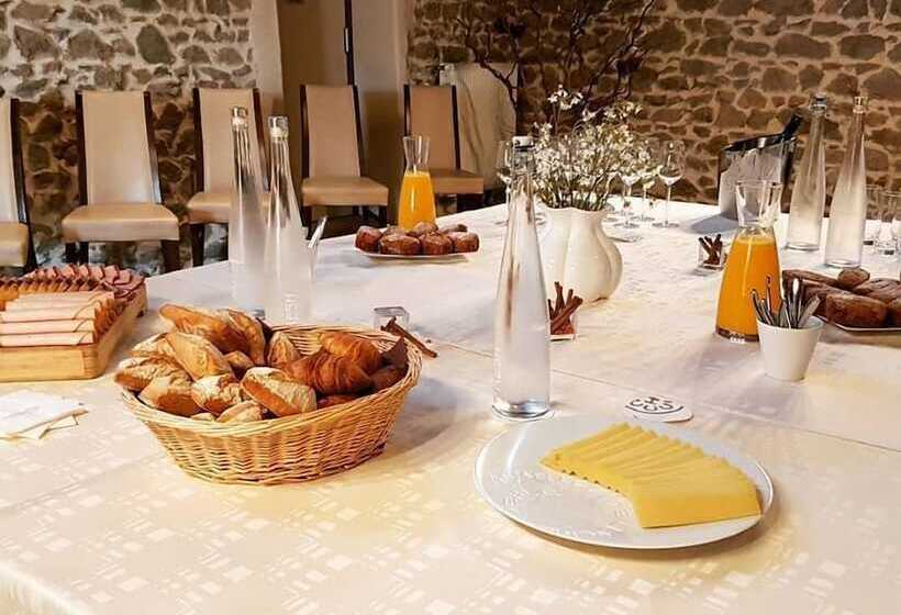 فندق Auberge De Clochemerle, Spa Privatif & Restaurant Gastronomique