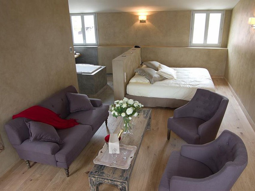 Отель Charme & Business Hôtel Lyon