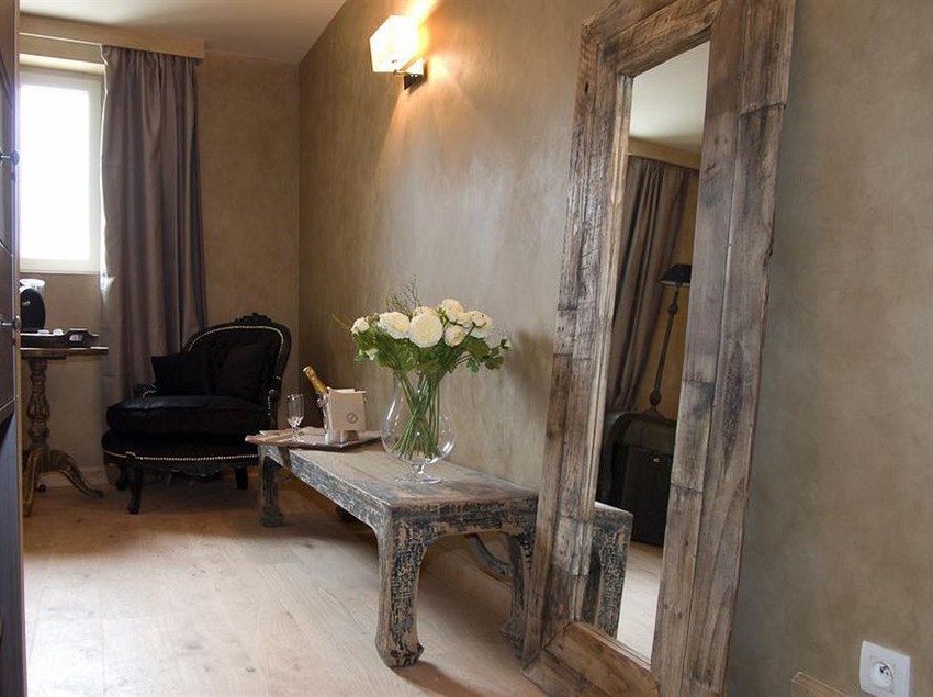 Отель Charme & Business Hôtel Lyon