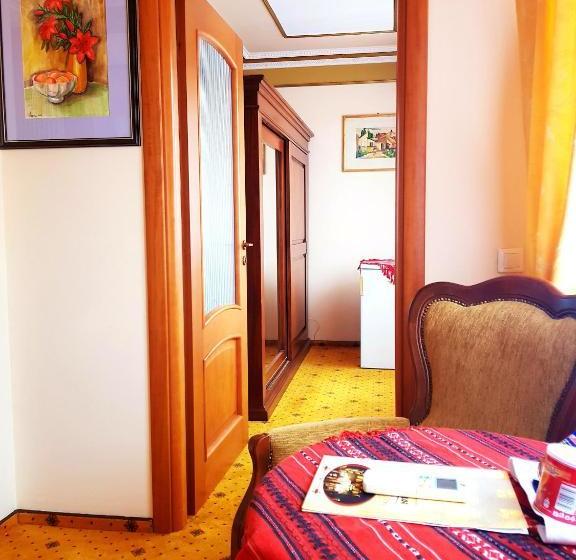 هتل Crama Haiducilor