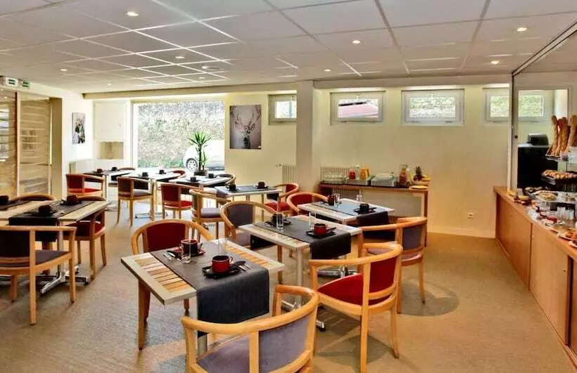 Hotel De Compostelle