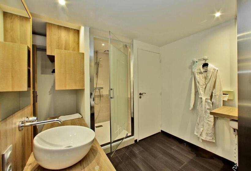 هتل De Compostelle