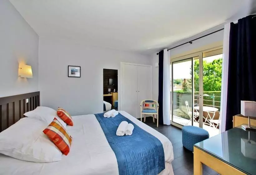 Hotel De Compostelle