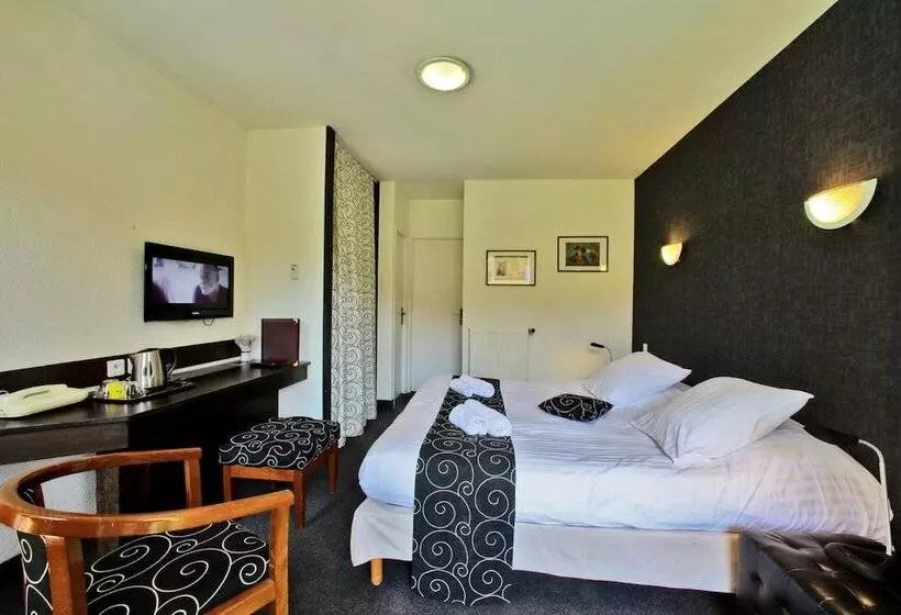 Hotel De Compostelle