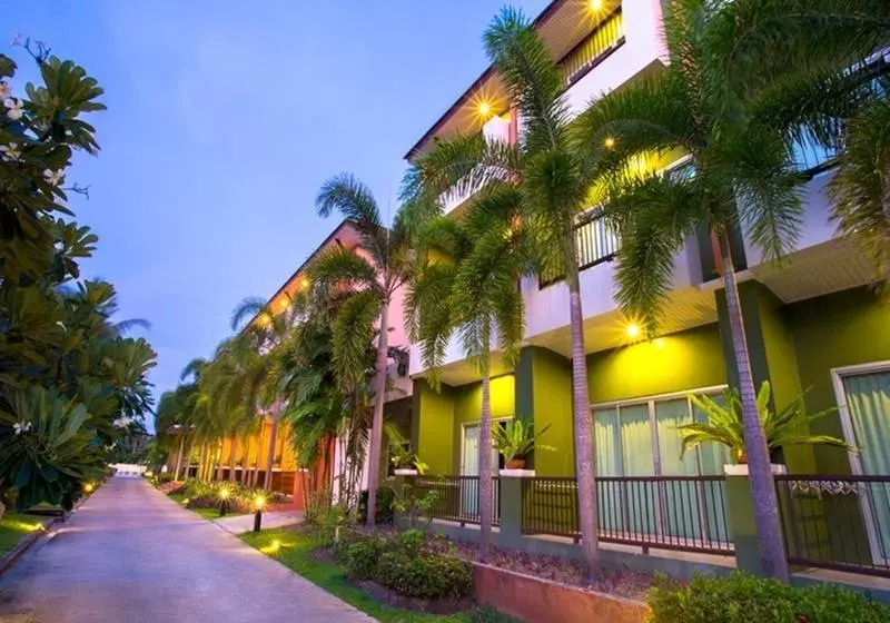 فندق Eastiny Resort & Spa