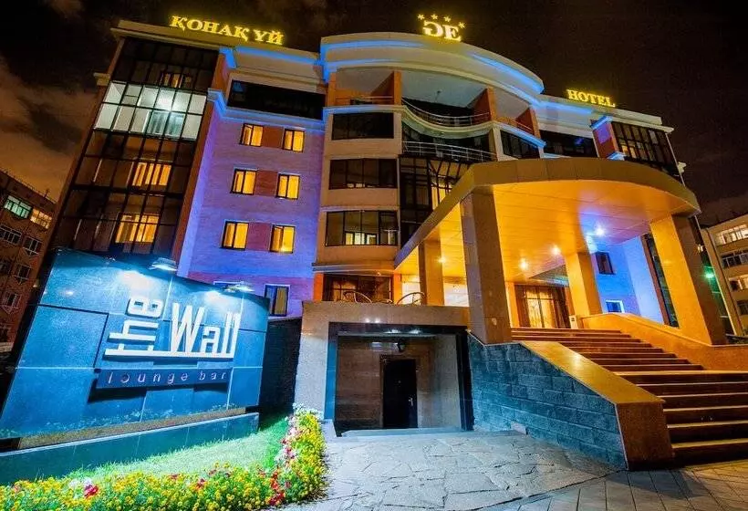 هتل Goldman Empire