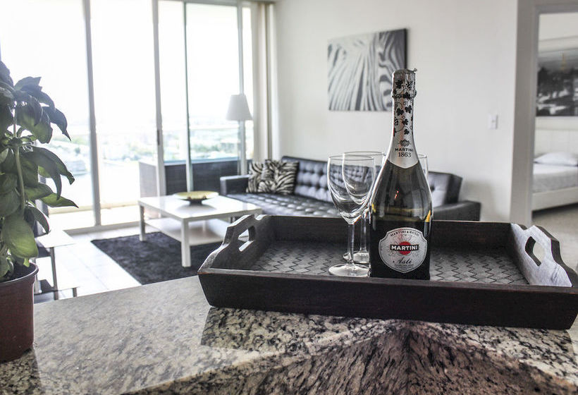 فندق Intracoastal Yacht Club