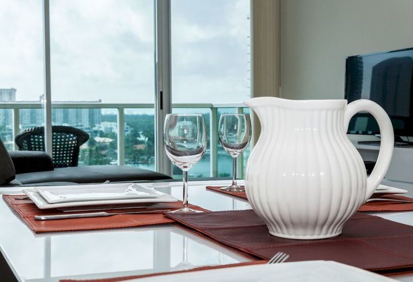 فندق Intracoastal Yacht Club