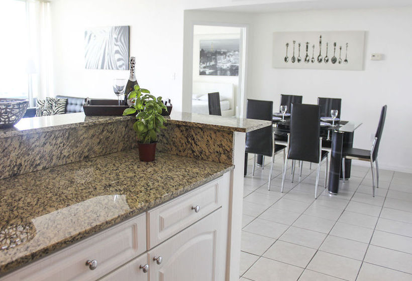 فندق Intracoastal Yacht Club