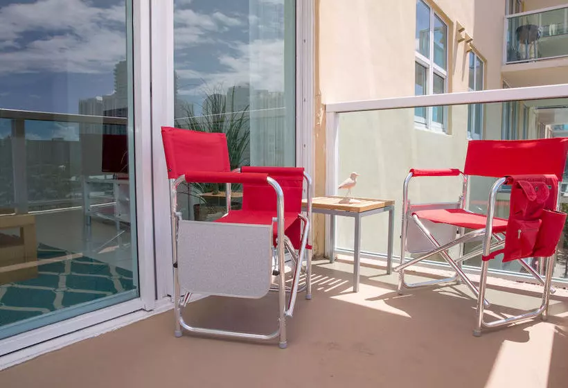 בית מלון כפרי Intracoastal Yacht Club