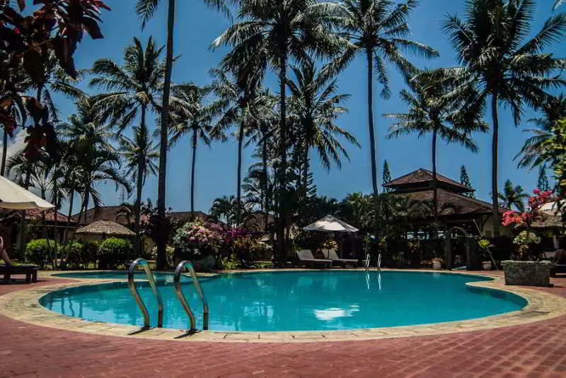 ホテル Kuta Indah