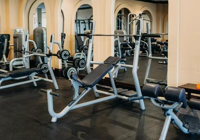 هتل Lake Victoria Serena Golf Resort & Spa