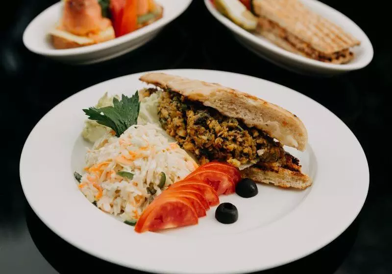 هتل Lake Victoria Serena Golf Resort & Spa