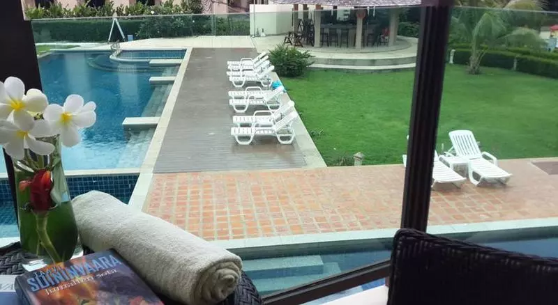 酒店 Lanta Pura Beach Resort