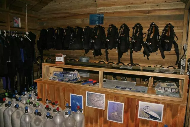 هتل Las Rocas Resort And Dive Center