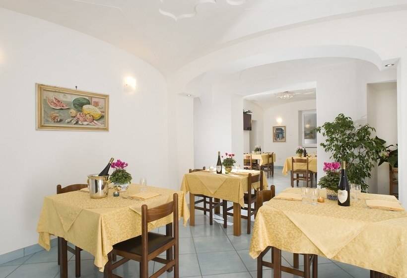 Отель & Residence Matarese