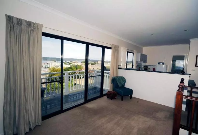 Hotel My Place Accommodation Albany