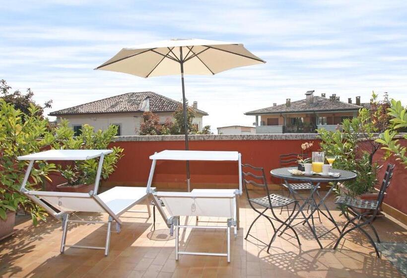 בית מלון כפרי Residenza Alighieri