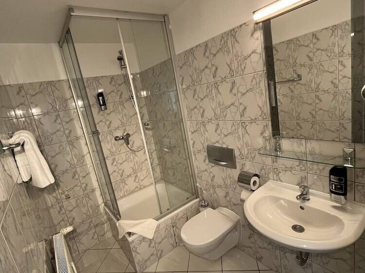 ホテル Schwarzer Bar