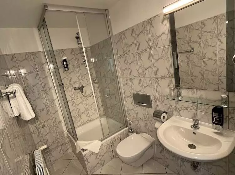 ホテル Schwarzer Bar