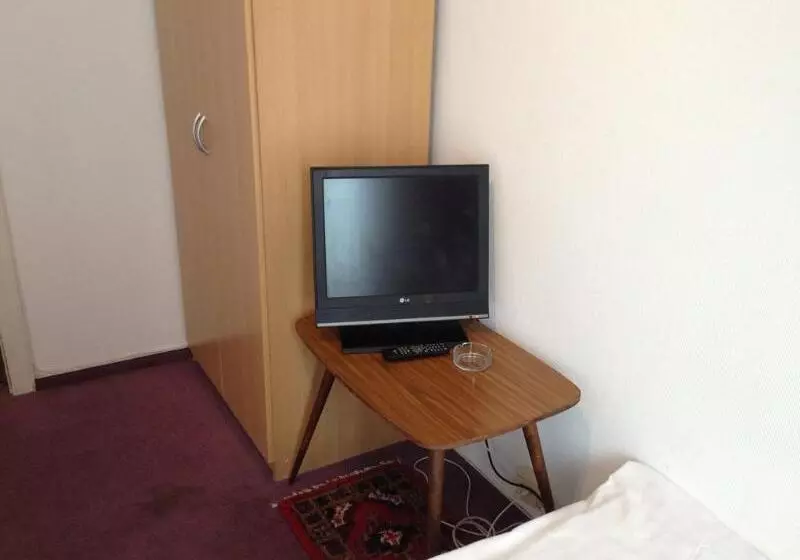 ホテル Schwarzer Bar