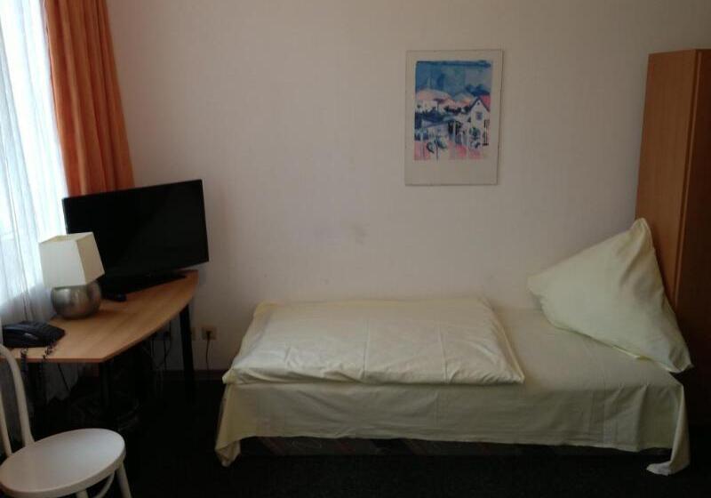 ホテル Schwarzer Bar