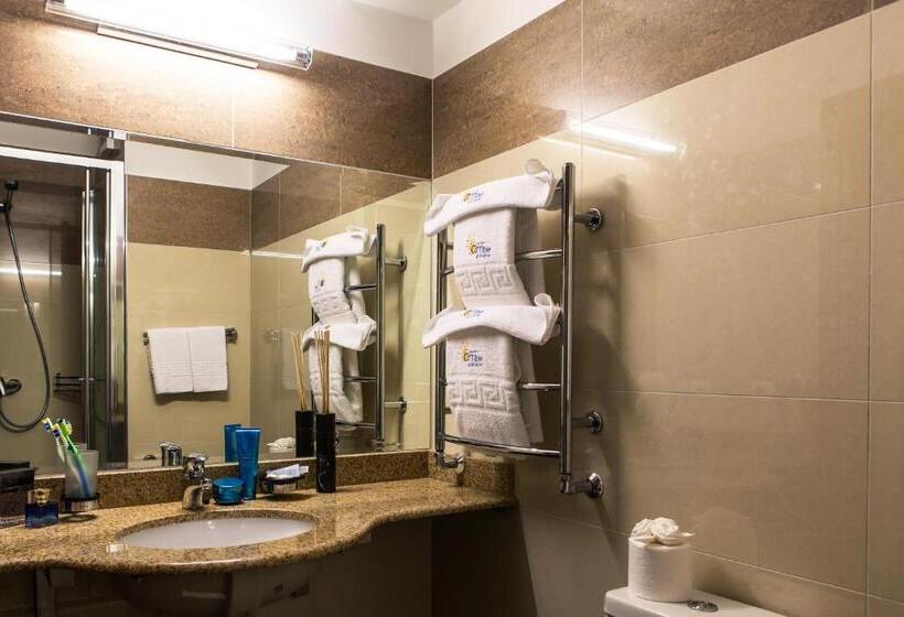 هتل Spa Amber Palace