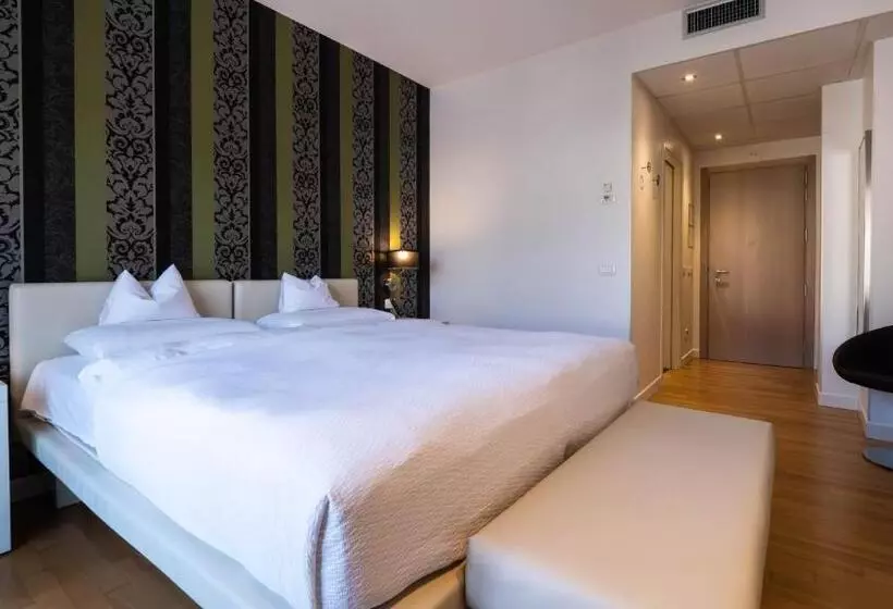 בית מלון כפרי Tobago