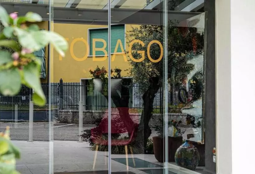 בית מלון כפרי Tobago