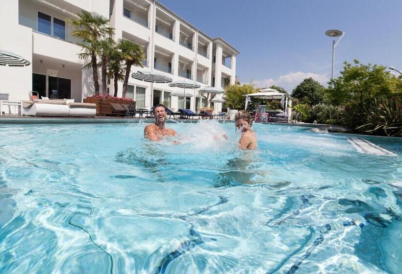 בית מלון כפרי Tobago