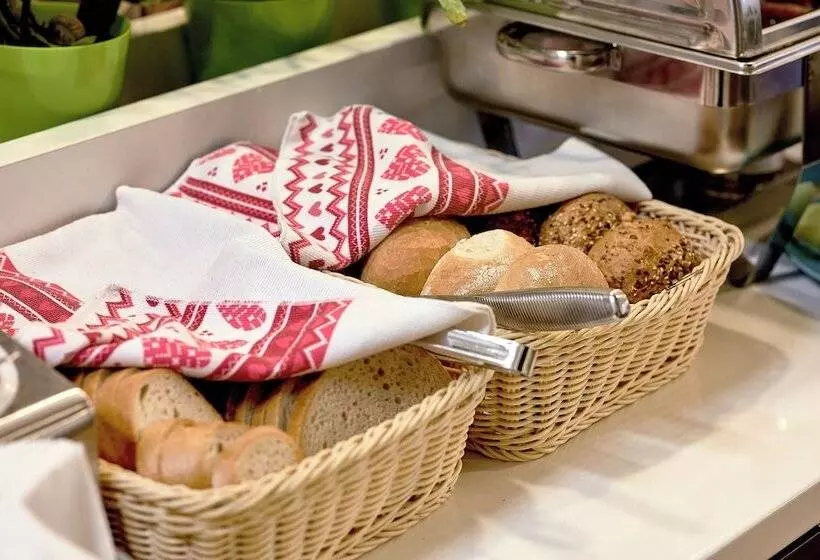 Hotel Traffic Poznań Stare Miasto