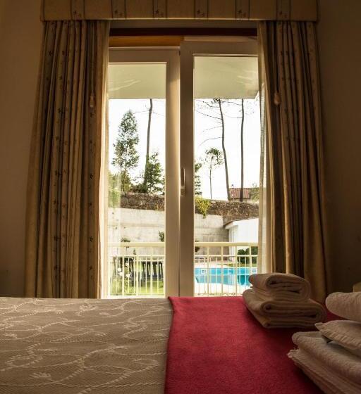 ペンション Pinheiro Manso