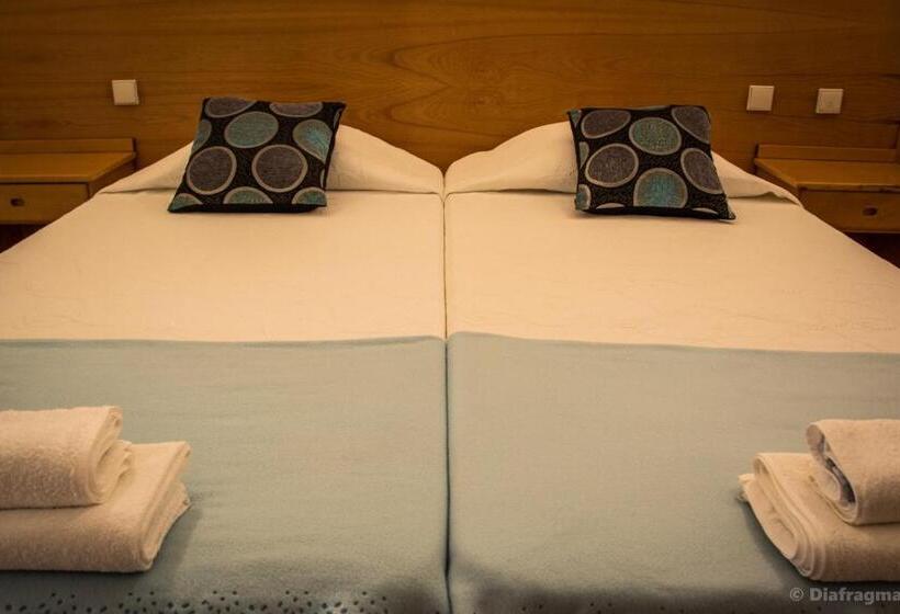 ペンション Pinheiro Manso