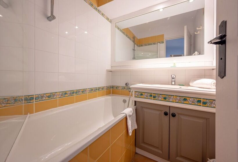 Pierre & Vacances Residence Les Rivages Des Issambres