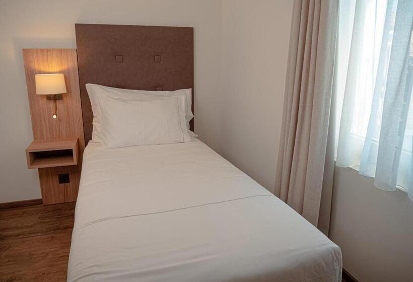 Отель Auberge Le Relais