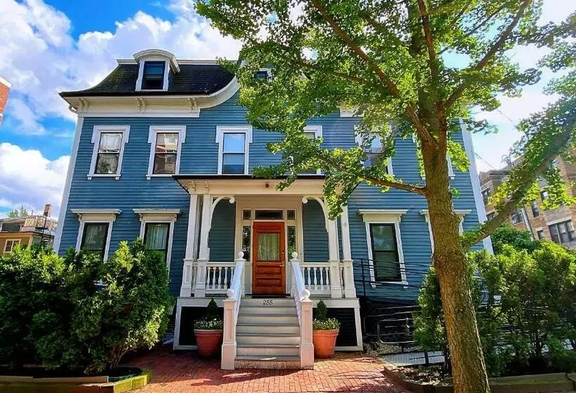Retkeilymaja Ginkgo House On Harvard