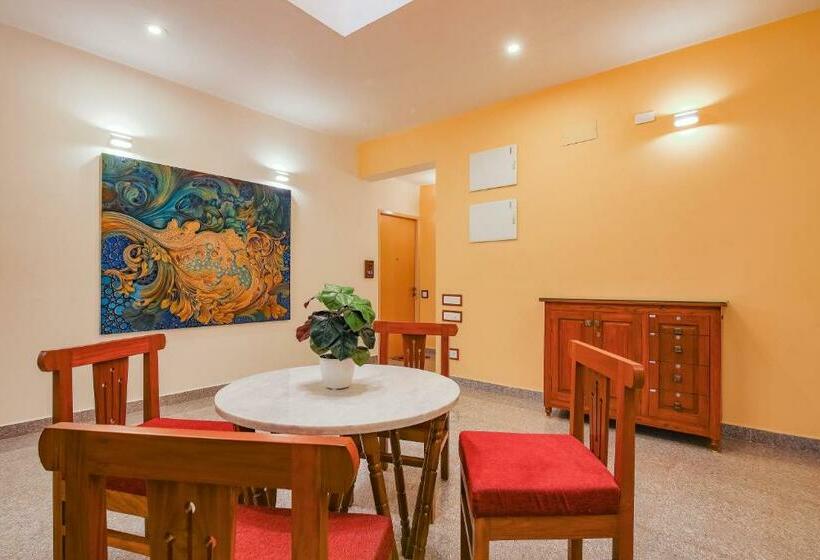 Hôtel Aura By Woco Stays