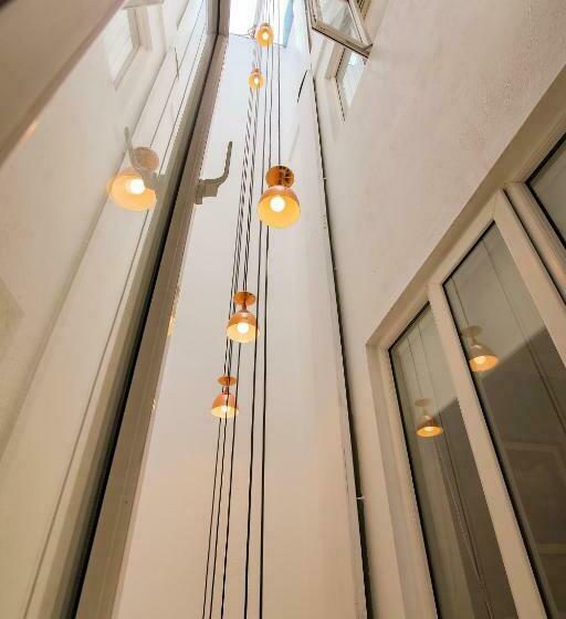 Hôtel Aura By Woco Stays