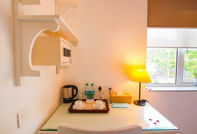 Hôtel Aura By Woco Stays