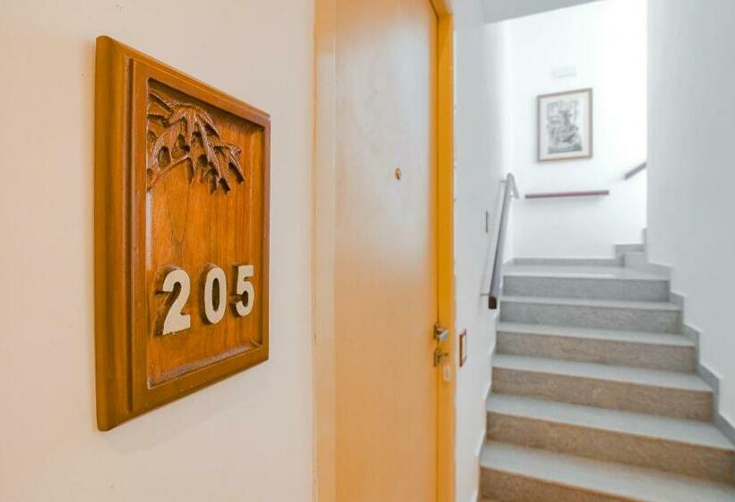 Hôtel Aura By Woco Stays