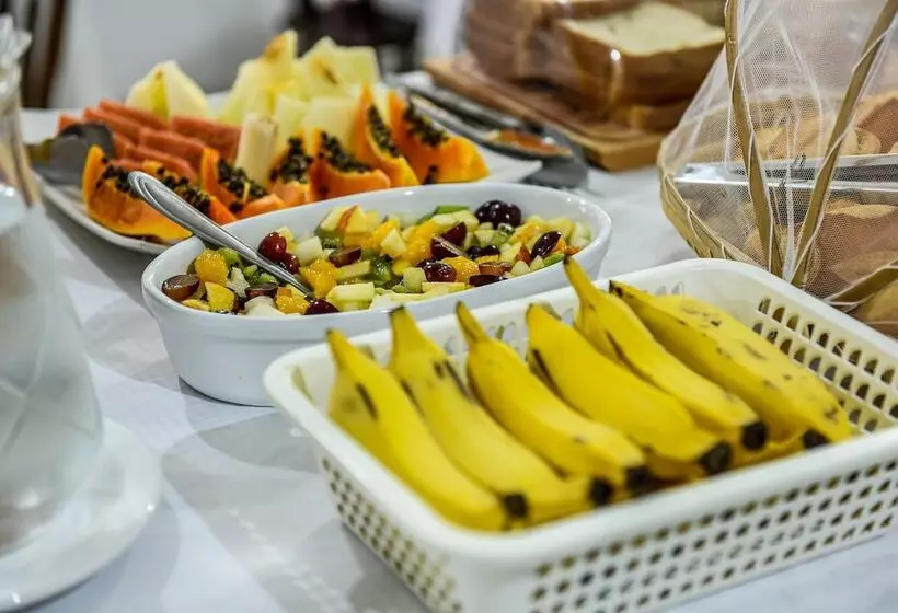 هتل Pousada Da Tina