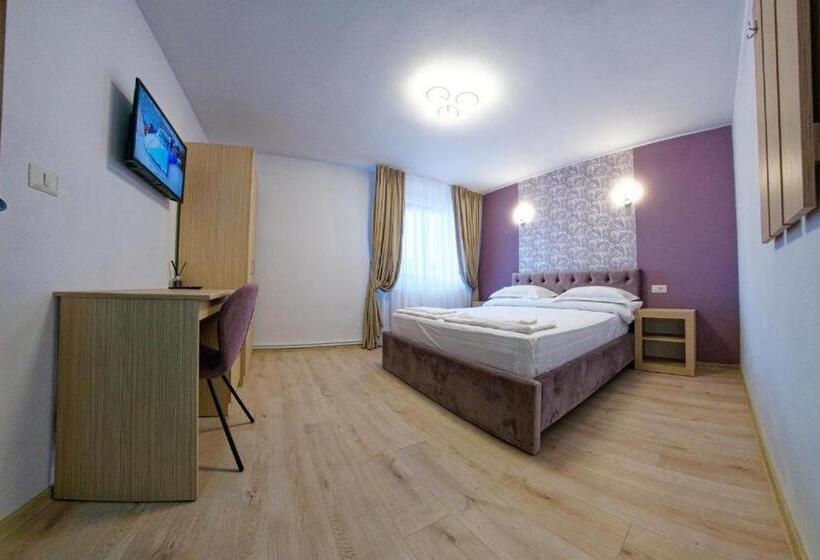 Пансион Bucovina Holidays Sadova