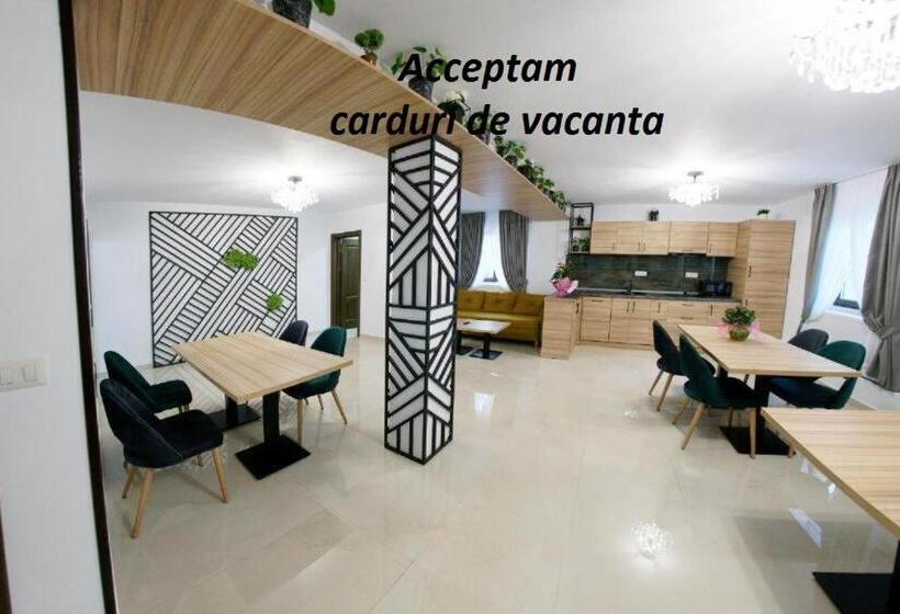 Пансион Bucovina Holidays Sadova